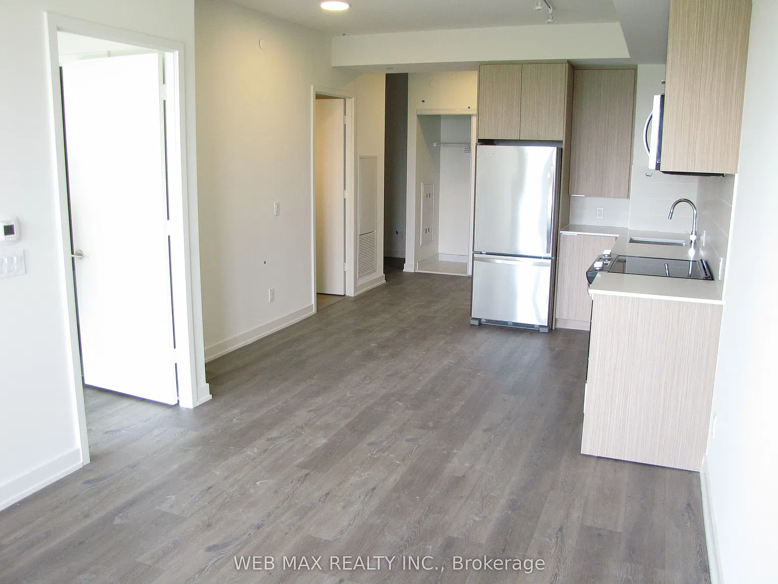 2 bed, $2,350 — Photo 4