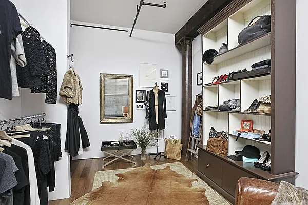 Sold by Compass | media 26