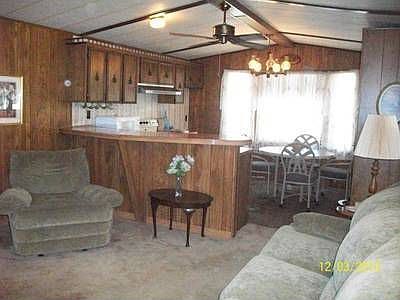 3rd image of 5607 Bamboo Cir
