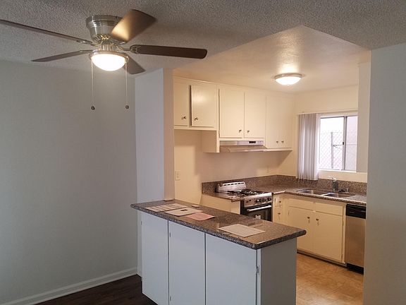 4th image of 5325 Agnes Ave APT 2