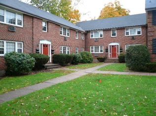 59 Charter Oak St APT D, Manchester, CT 06040
