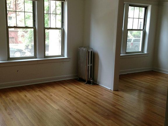 5th image of 5105 N Winchester Ave