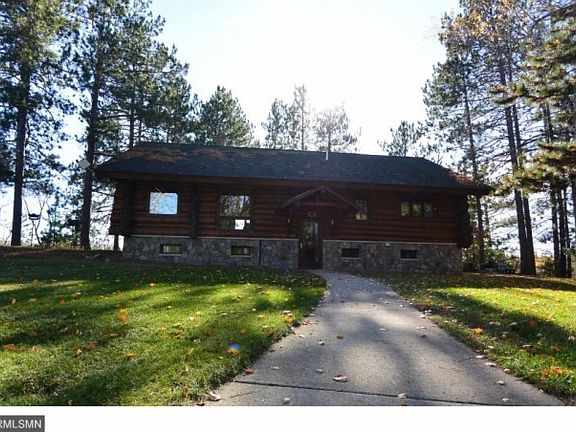 3rd image of 3832 Wintergreen Dr