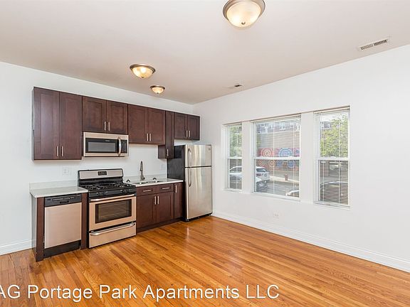 2nd image of 4905 W Cuyler Ave #1