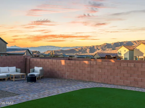 8134 S Soltero Mine Dr, Tucson, AZ 85747