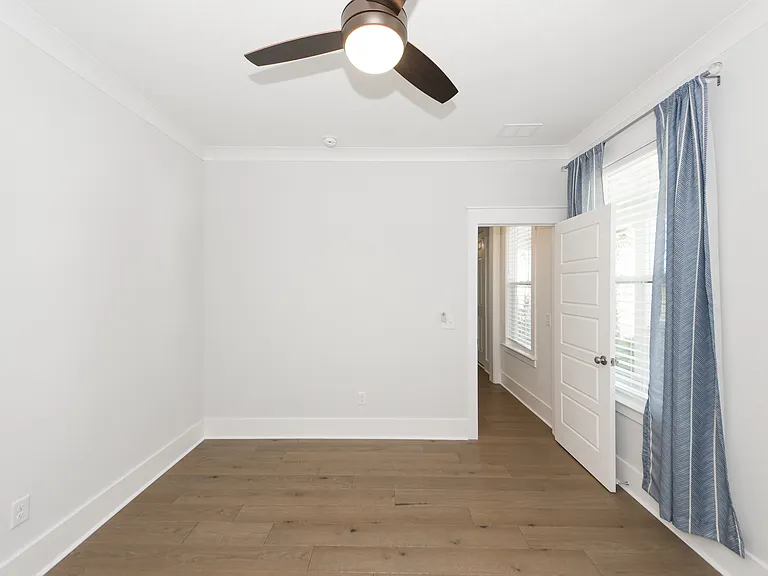 1213 Captain Rivers Dr — Photo 4