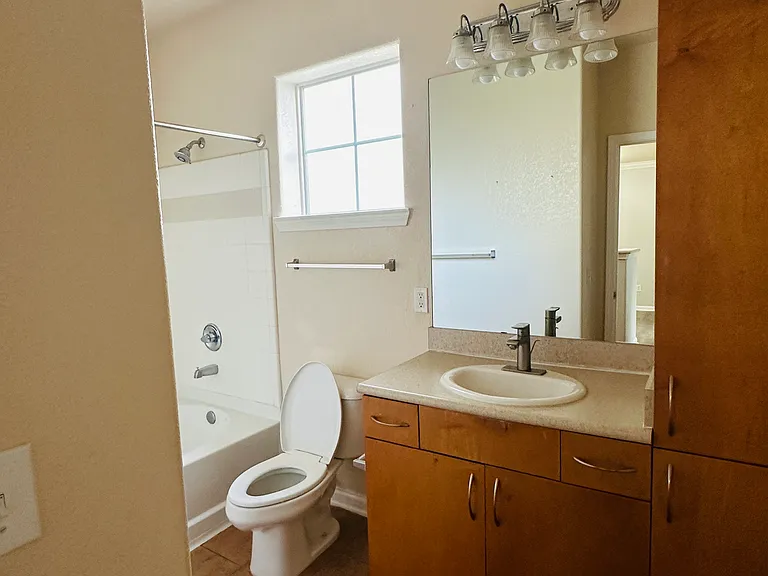 8290 Gate Pkwy W #907 — Photo 15