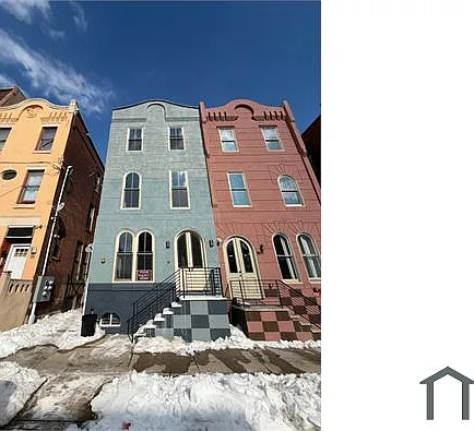 1831 W Diamond St #4R