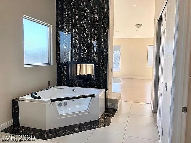 2552 Regency Cove Ct — Photo 11