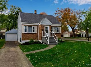308 Lowell Rd, Buffalo, NY 14217