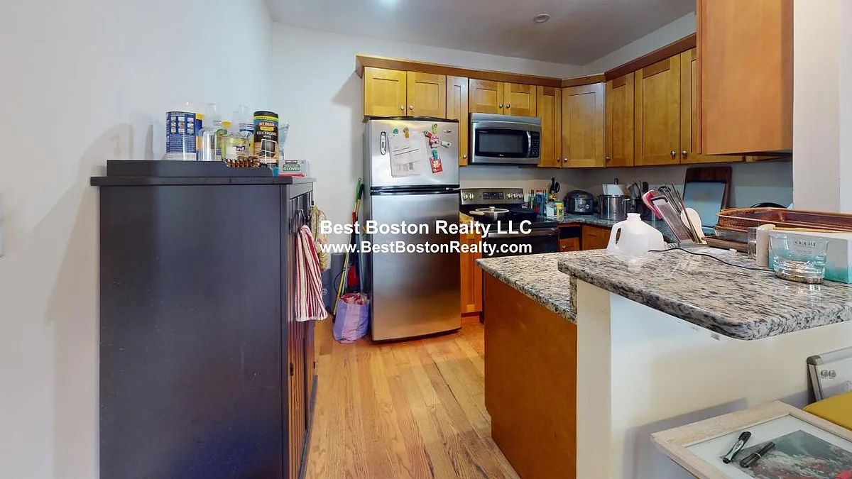 Building Photo - 50 Craigie St #14
