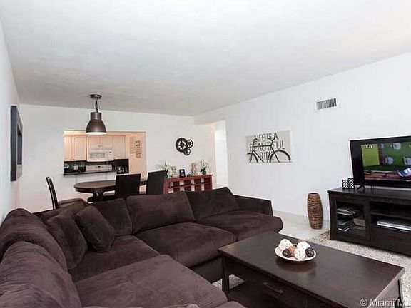 5th image of 1900 S Ocean Dr APT 203