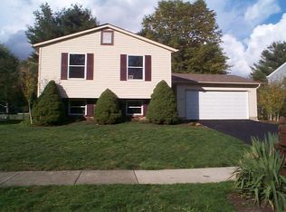 4000 Blueberry Hollow Rd, Columbus, OH 43230