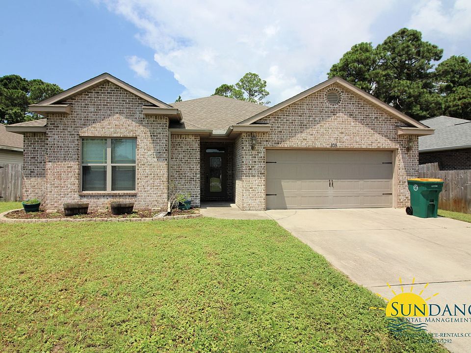 1st image of 105 Green Dr