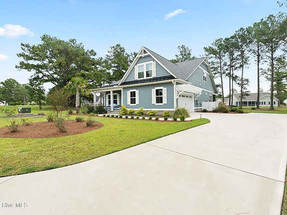 2nd image of 1019 Crosby Circle SW