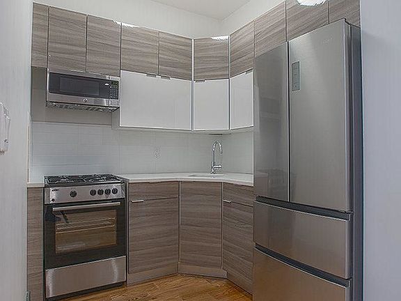 4th image of 182 Jefferson St #1F