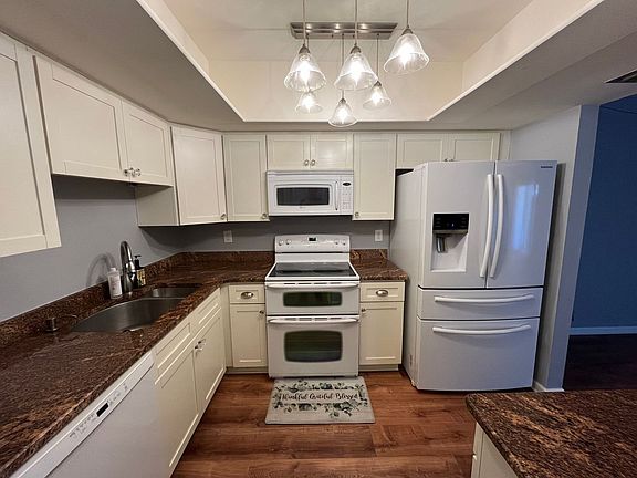 2nd image of 1131 Steven Patrick Ave