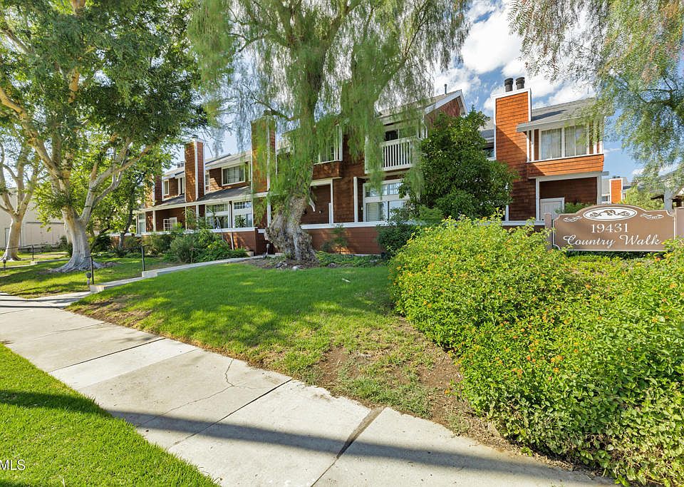 1st image of 19431 Sherman Way Unit 6