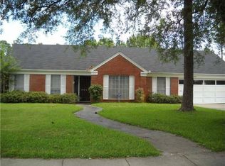 2421 14th St, Lake Charles, LA 70601