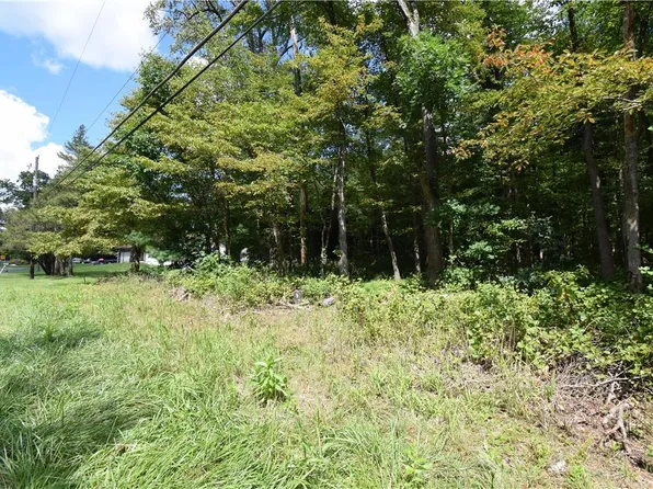 1456 Blue Mountain Dr, Danielsville, PA 18038