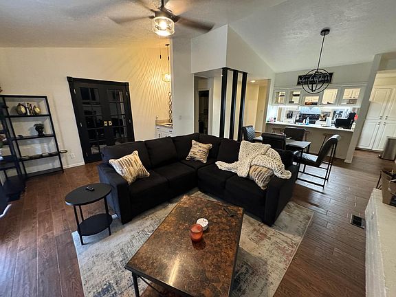 4th image of 2120 Bois De Arc Cir
