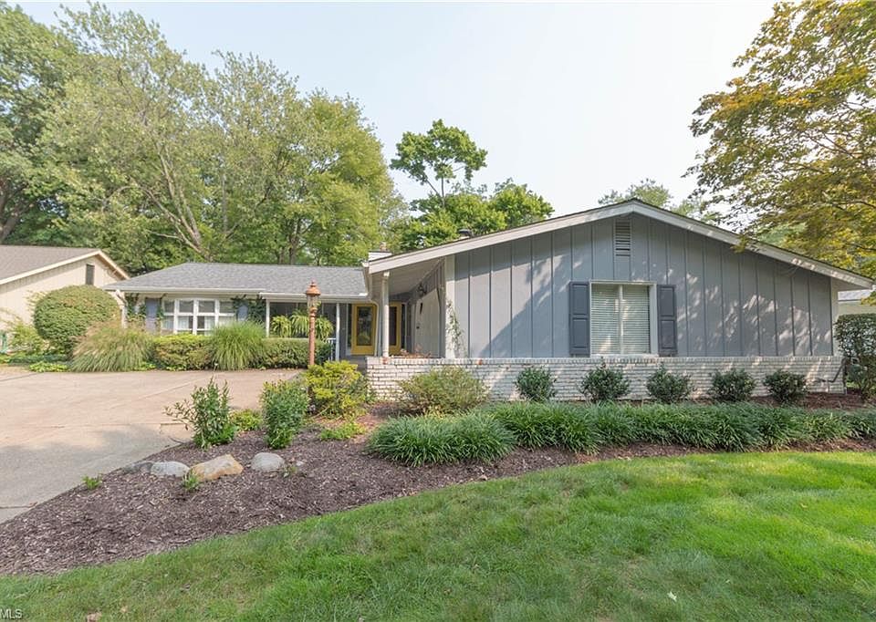 1st image of 399 Tanglewood Ln