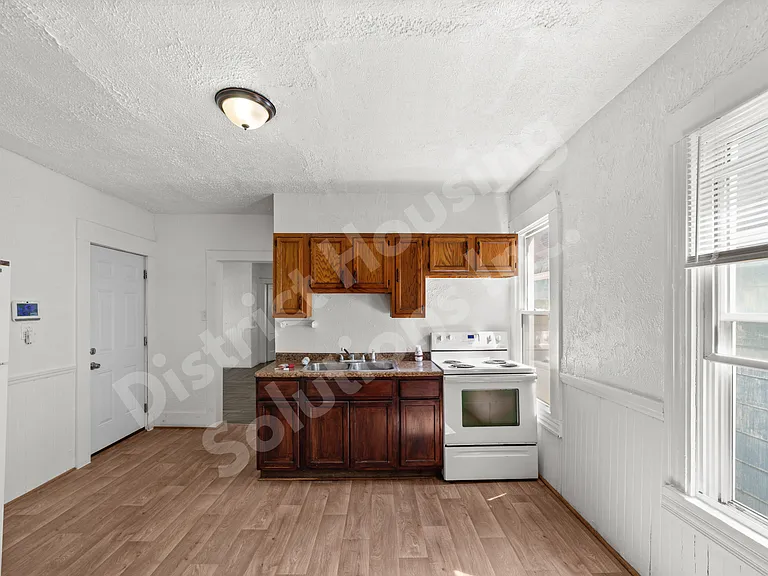 8302 Sowinski Ave #UP — Photo 2