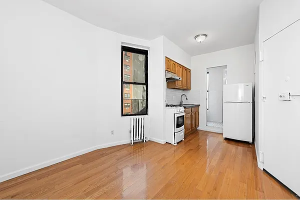 Rented by Douglas Elliman | media 6