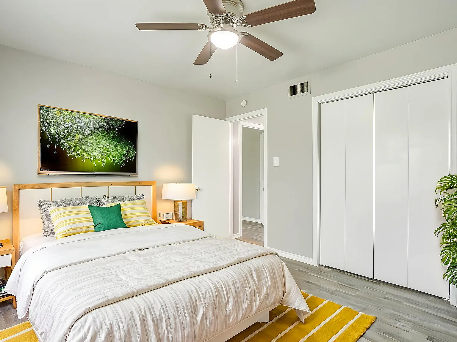 Foxfire Apartments — Photo 2