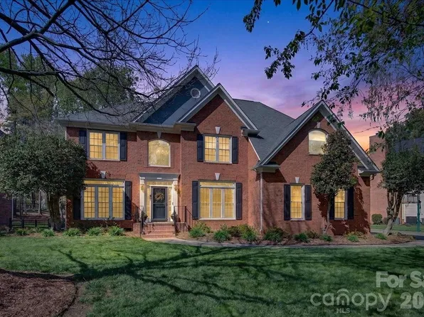 9923 Bayart Way, Huntersville, NC 28078