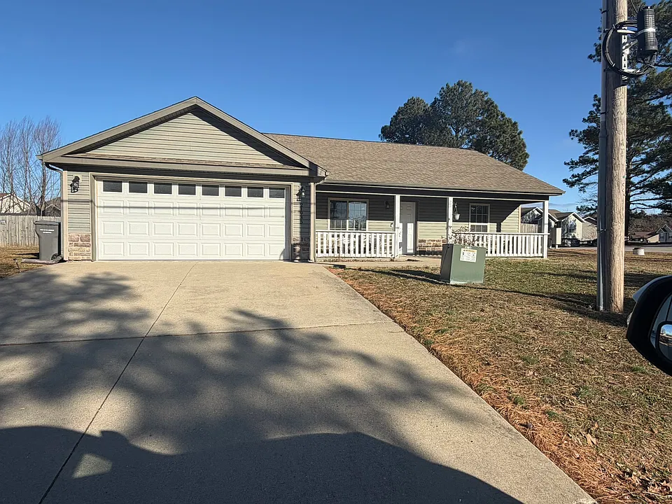 21935 Lafayette Rd