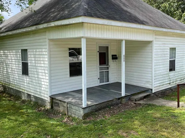 860 W Court St, Piggott, AR 72454
