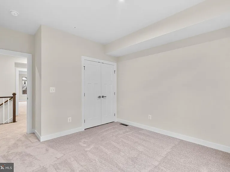 24715 Monk Meadows Ter — Photo 20