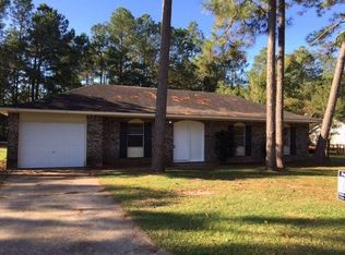 1817 Kingfisher Dr, Gautier, MS 39553