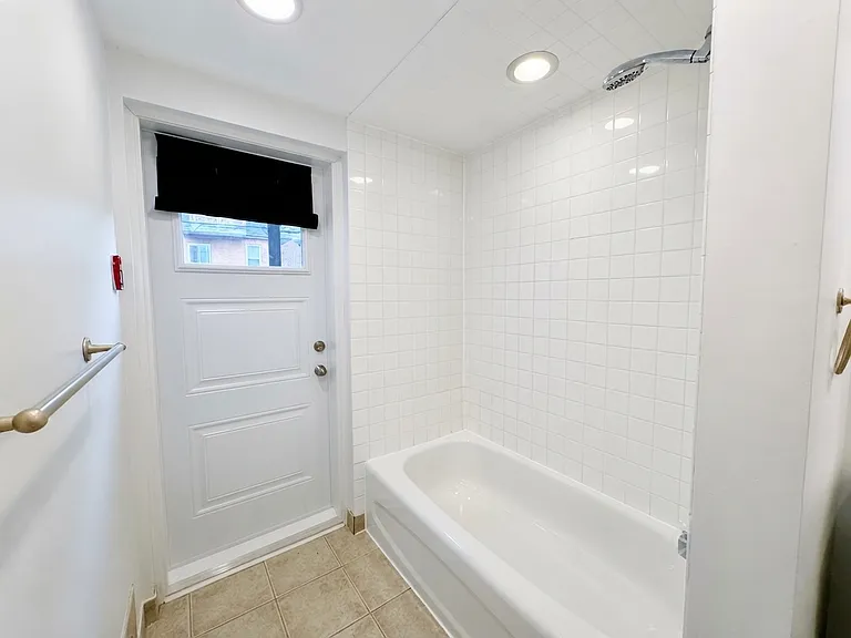 57 Cowan Ave #U302 — Photo 7