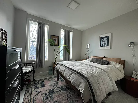 Rented by Rumah Realty Inc | media 6