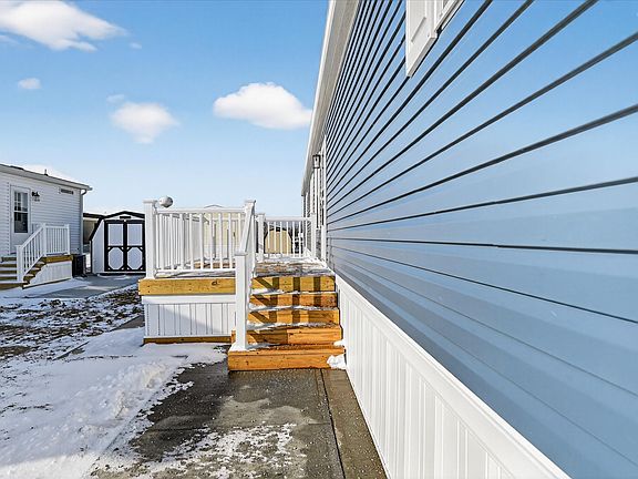 Exterior Image-3-Clayton 94 Lakeview Meadows