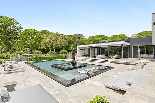 2 Merriwood Dr Photo 1