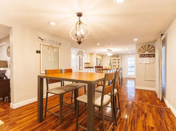 42 S Oak St, Lakeland, GA 31635