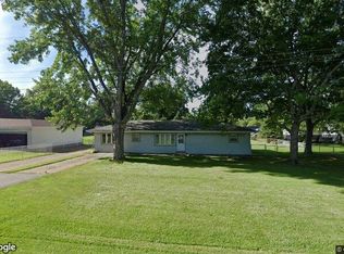 5460 Bentonville Rd, Decatur, IL 62521