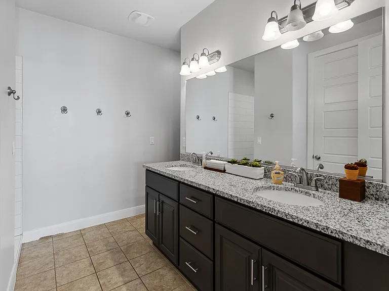 N Canyon Greens Dr — Photo 16