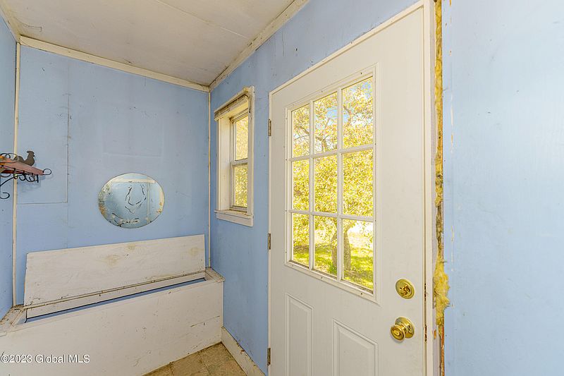 5th image of 35 Gabriel Road