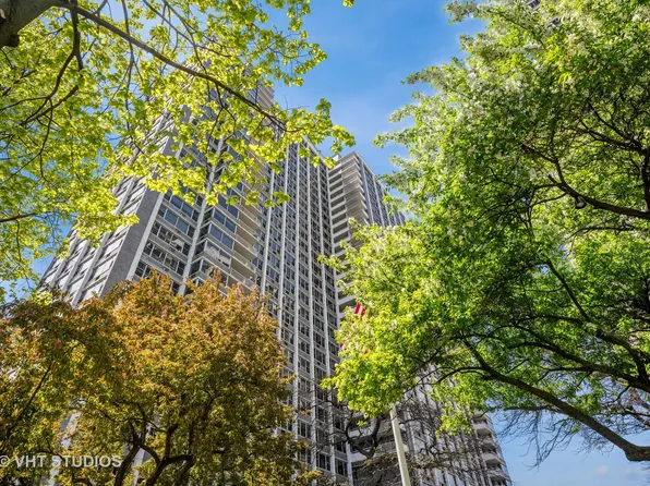 4250 N Marine Dr APT 2806, Chicago, IL 60613