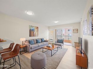 Country Club Village 2, Honolulu, HI 96818