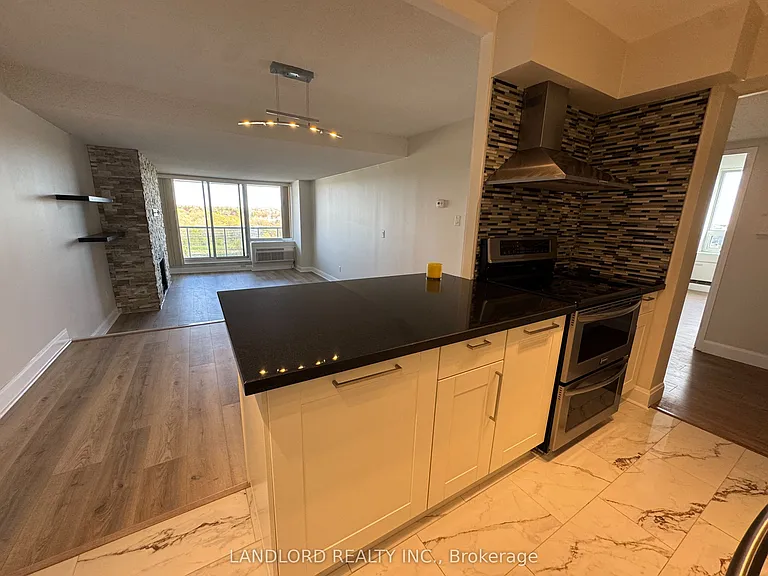 20 Speers Rd #1105 — Photo 9