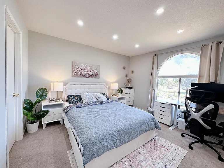 836 Boardwalk Pl #836 — Photo 3