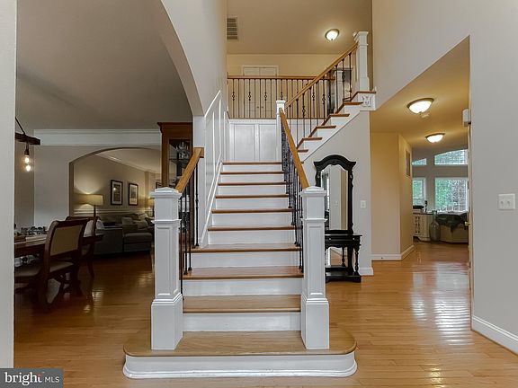 2nd image of 21620 Coves End Ct