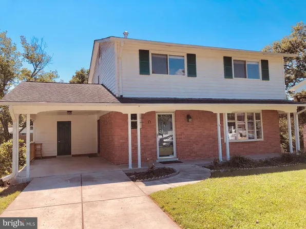 8121 Edmonton Ct, Springfield, VA 22152