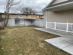 3rd image of 1723 Dora Dr N #B