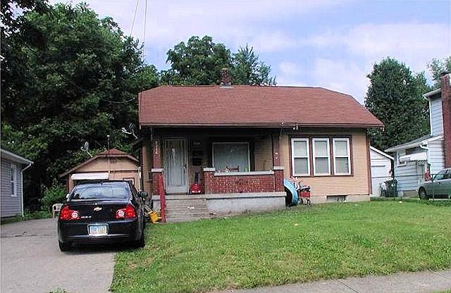 1st image of 2216 Fernwood St